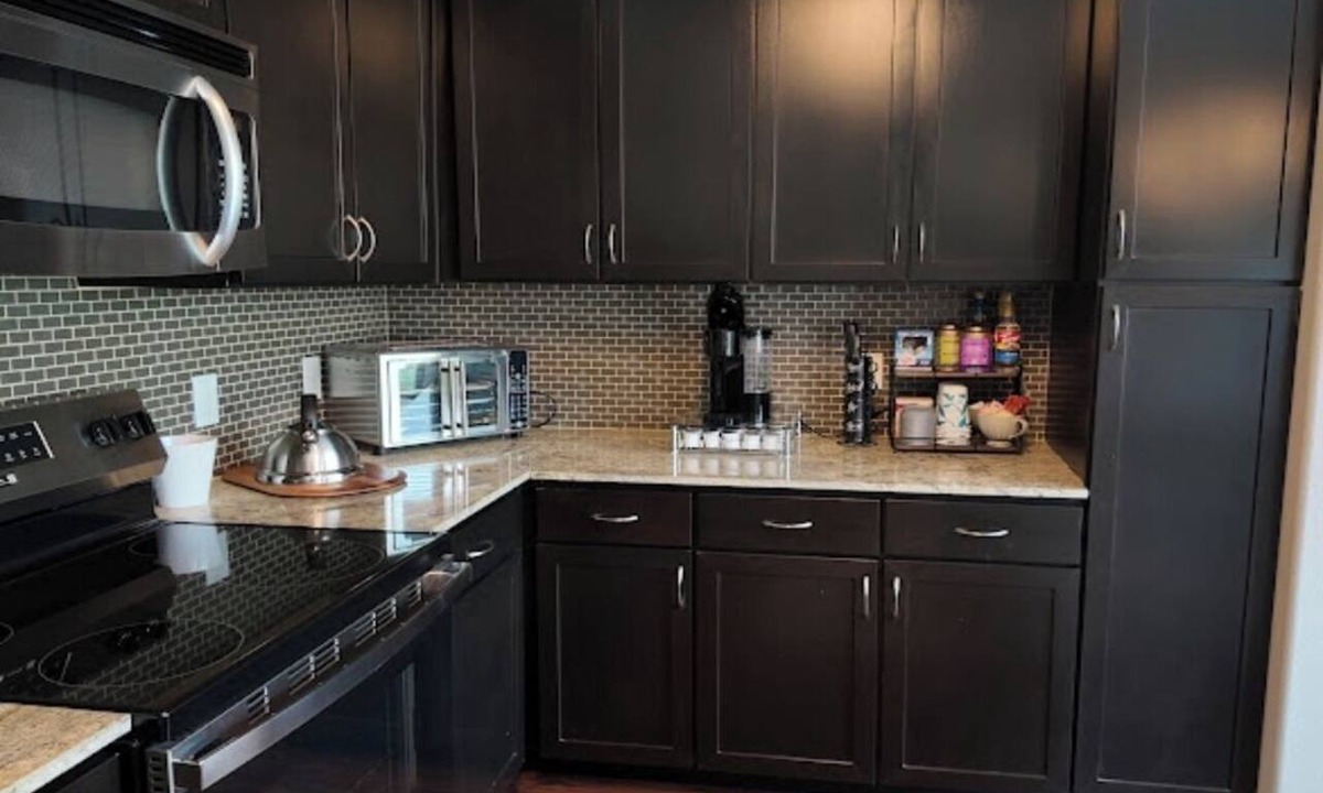 Dallas Apartment | Charming Pool Stay Peaceful MAJOR INTERNATIONAL SPORTING EVENT Getaway