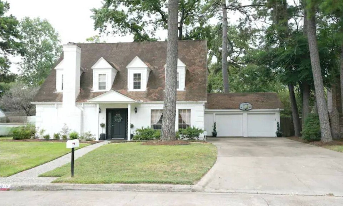 Houston House | Classic&Peaceful