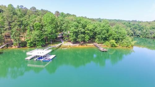 Jasper House | Clear Creek Escape - Double Decker Dock, New Green Fishing Lights!