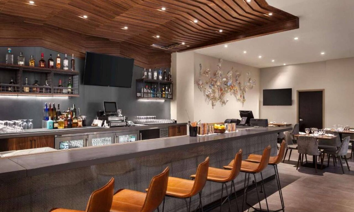 Whittier Hotel | Close to Pearl Street | Restaurant + Spa & Gym