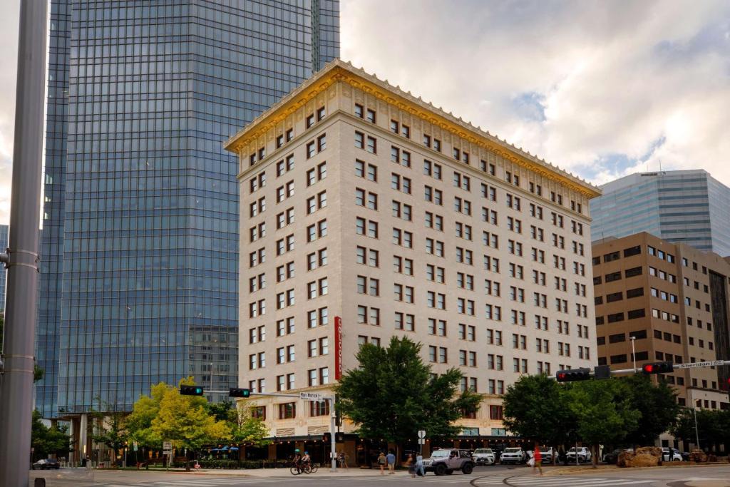 Downtown Oklahoma City Hotel | Colcord Hotel Oklahoma City, Curio Collection by Hilton