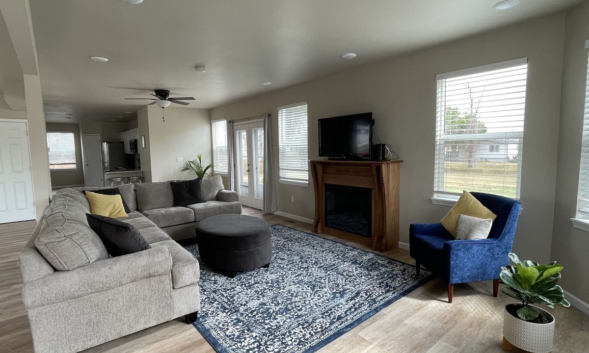 Fox Farm-College House | Comfortable 3 bedroom home with big yard and convenient location