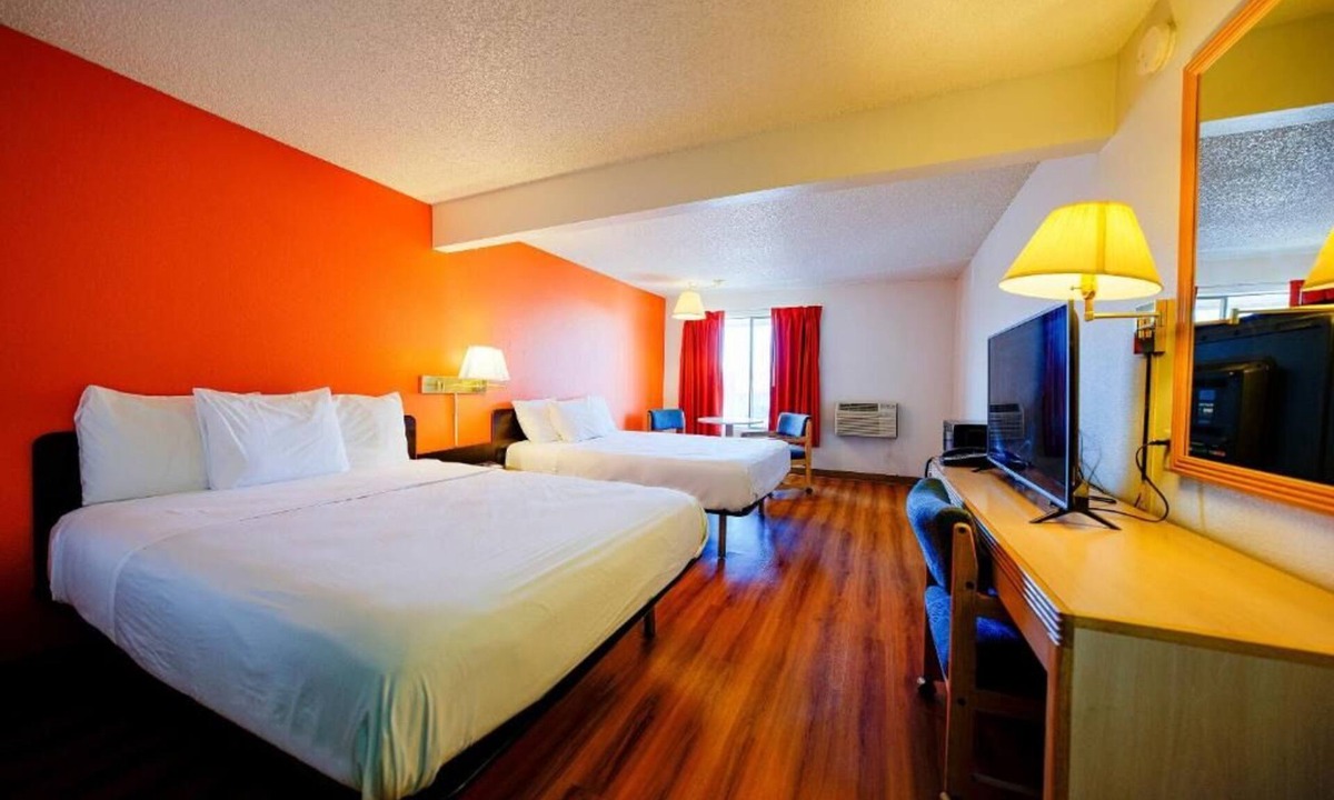 Hermiston Hotel | Comfortable Retreat Near Hermiston Dining & Shops —Ideal for Business or Leisure