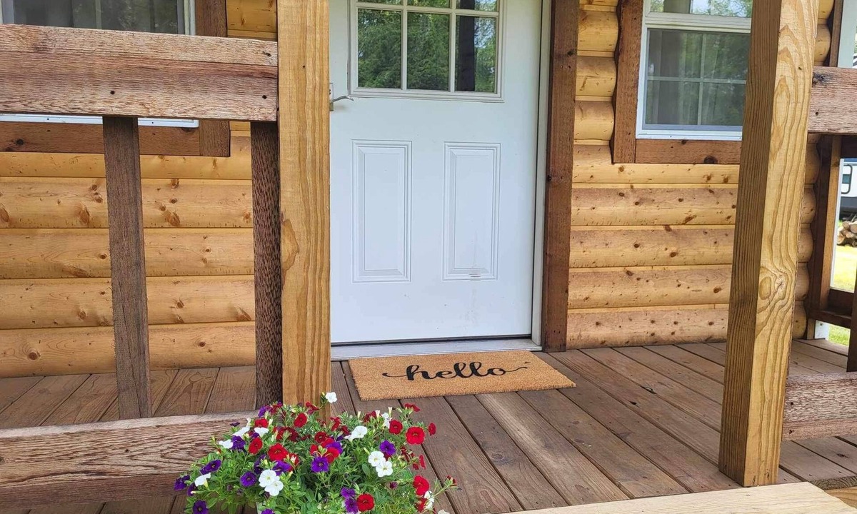 Scraper Cabin | Comfy Cabin golf, fish, Illinois river, ATV, Kayak