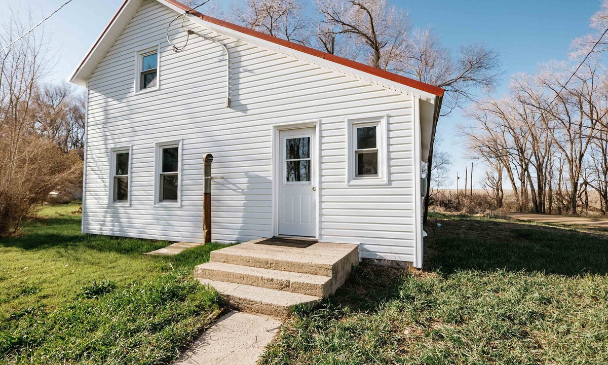 Mills Cabin | County Line Cabin by Beth