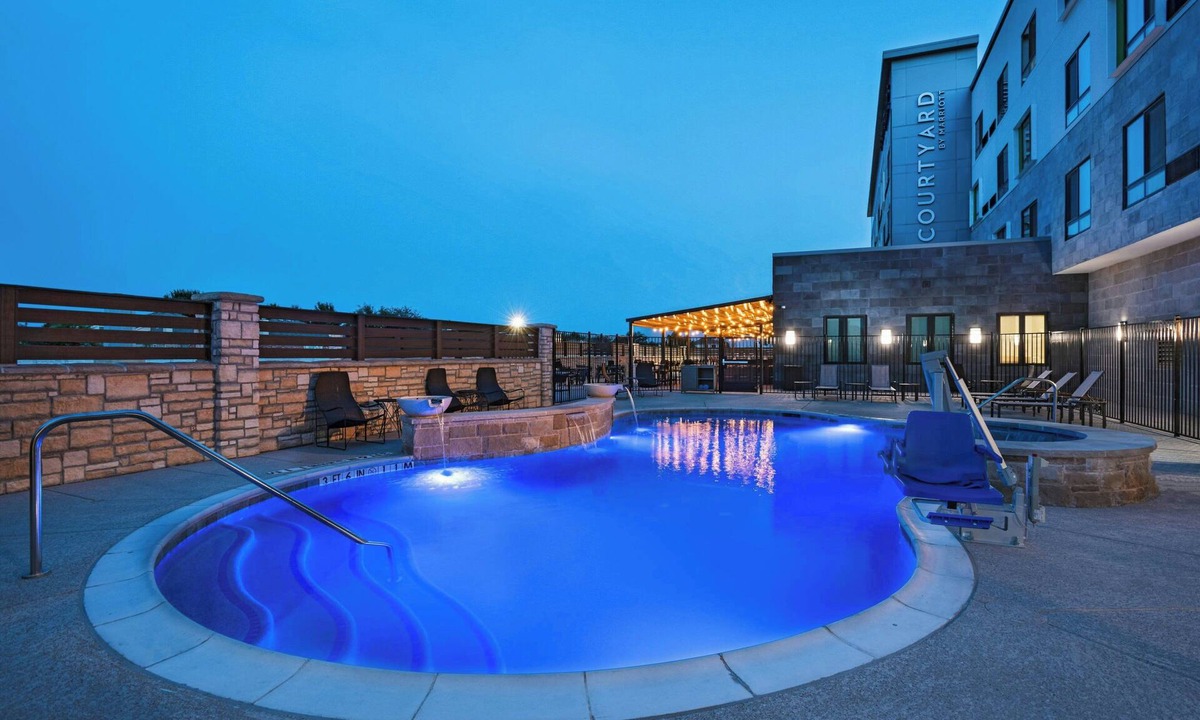 South Arlington Hotel | Courtyard by Marriott Dallas Grand Prairie