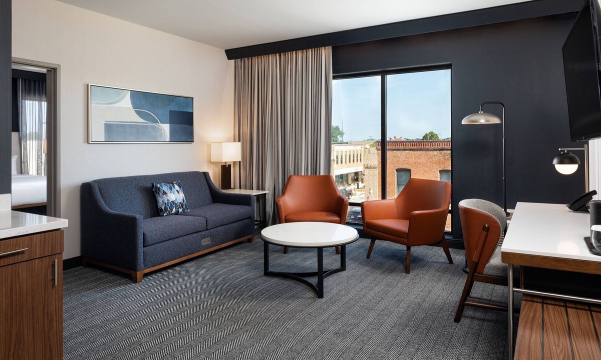 Owatonna Hotel | Courtyard by Marriott Owatonna Downtown