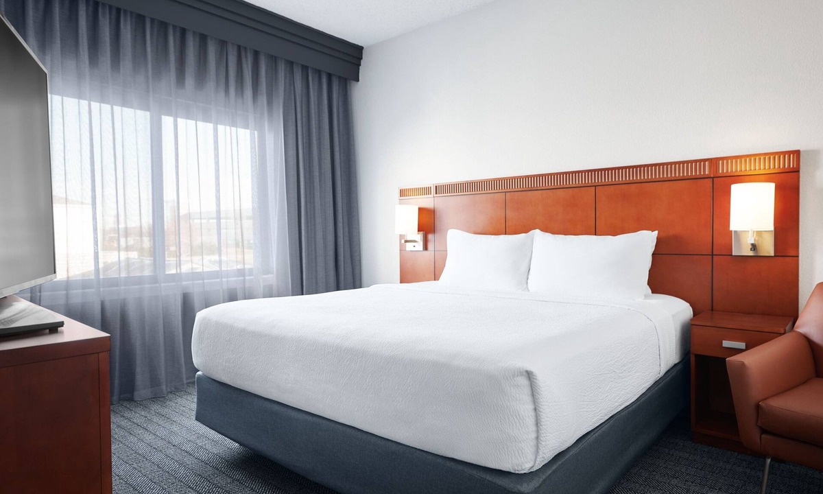 Overland Park Hotel | Courtyard by Marriott Kansas City Overland Park/Metcalf