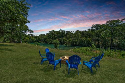 Martindale House | Cousins River Retreat