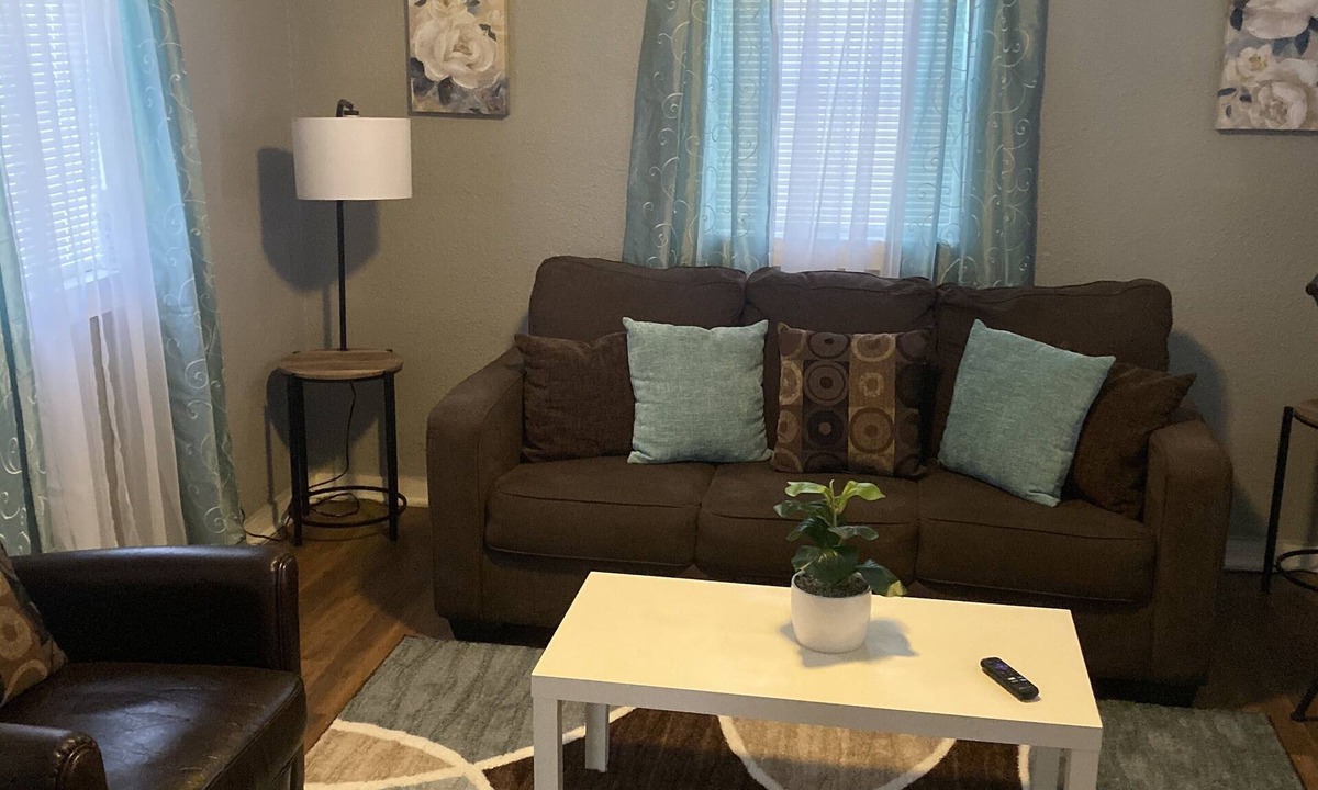 Cedar Crest House | Cozy 2 bedroom