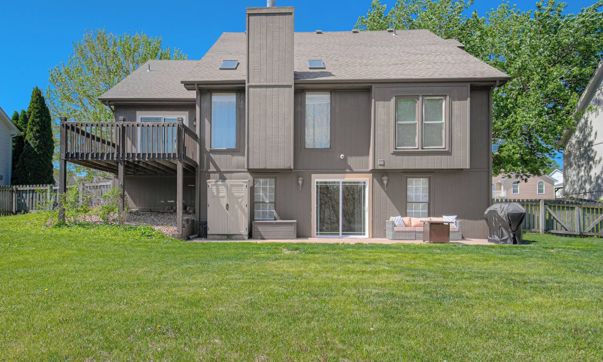 Smithville House | Cozy Basement Suite near Smithville lake and Paradise Golf Course