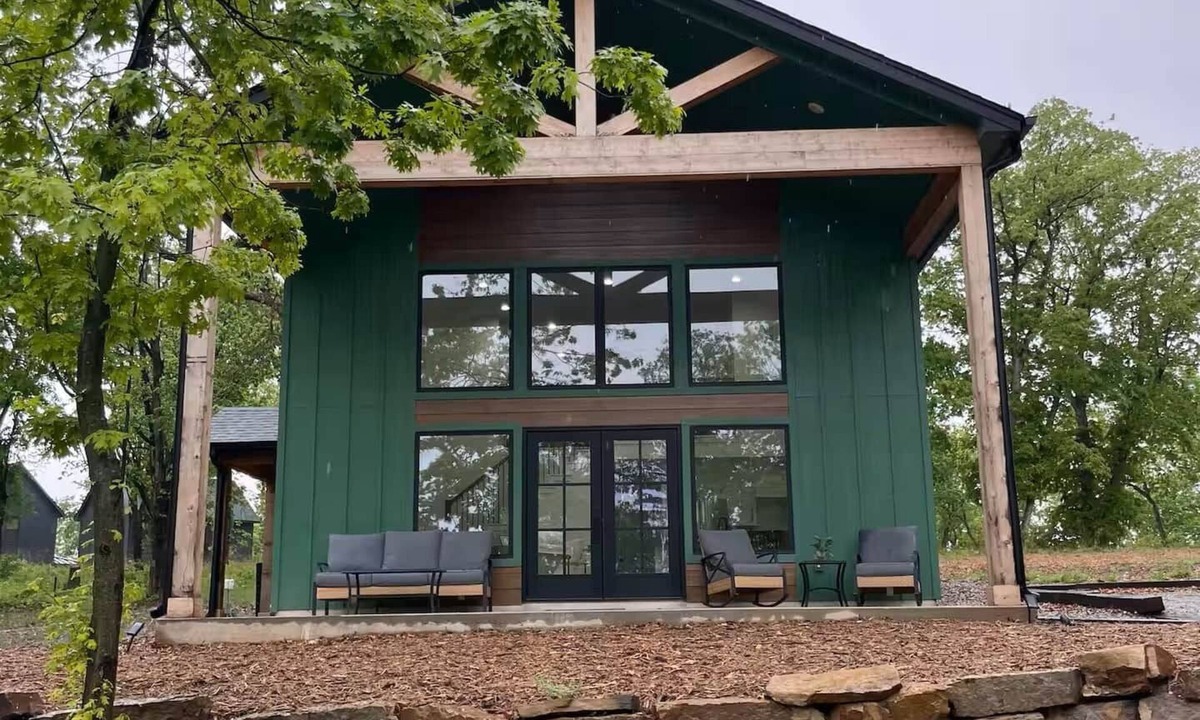 Eufaula House | Cozy Cabin with Large Firepit, Community Pool, Playground, and Pickleball Court!