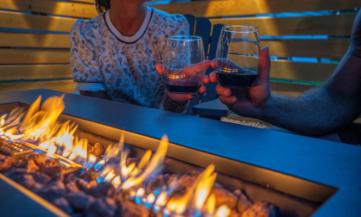 Chillicothe Cottage | Cozy eclectic cottage where you can reconnect and unwind, designed for couples.