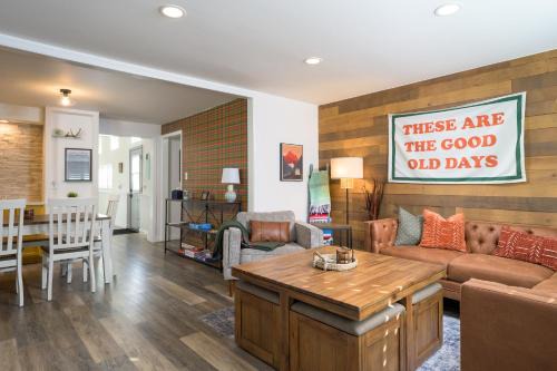 Alta Vista Area House | Cozy Family Retreat with Yard - Walk to Olde Town