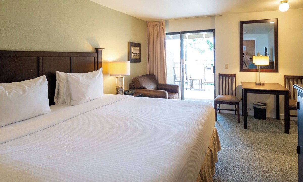 Rosario Hotel | Cozy Harborside Stay | Secluded Orcas Island Getaway- Harborside 2440