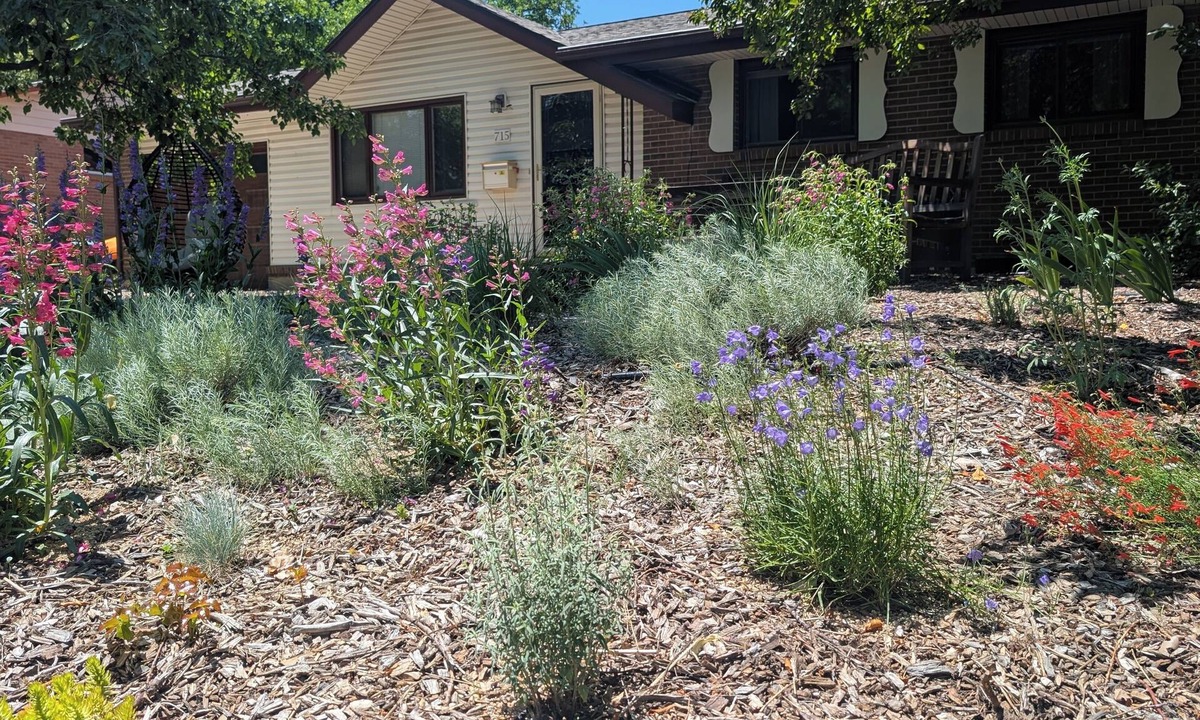 Martin Acres House | Cozy home in a quiet yet central location. Walk to shops, restaurants, trails +
