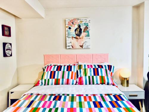 Rainier Valley House | Cozy Private Room with Shared Bathroom on the 1st Floor - Conveniently Located near SeaTac Airport and Downtown