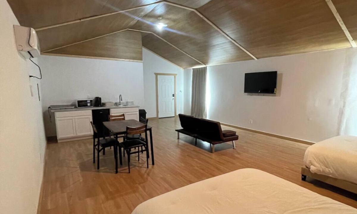 Fort Worth Cultural District Apartment | Cozy studio in charming Fort Worth with AC, WiFi