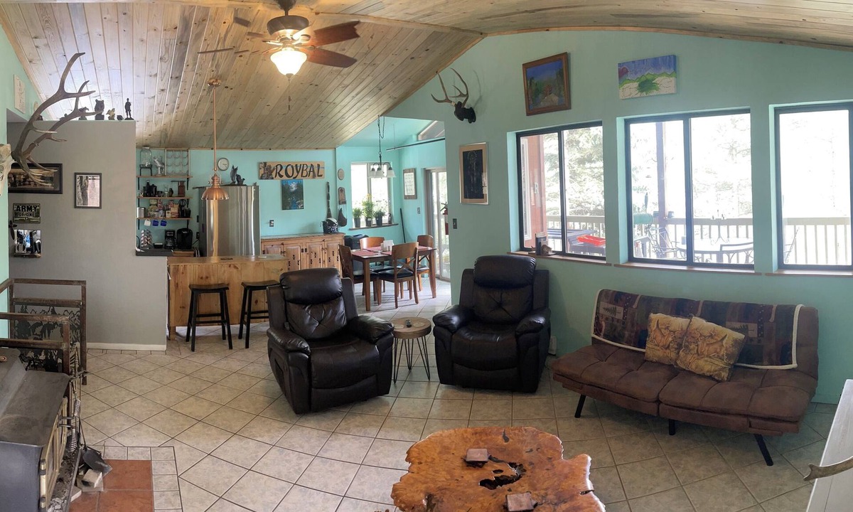 Jemez Springs Cabin | Cozy Weekend Getaway! Enjoy many things in the surrounding area!