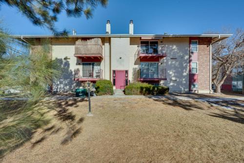 North Westminster House | Cozy Westminster Condo: 14 Mi to Downtown Denver!