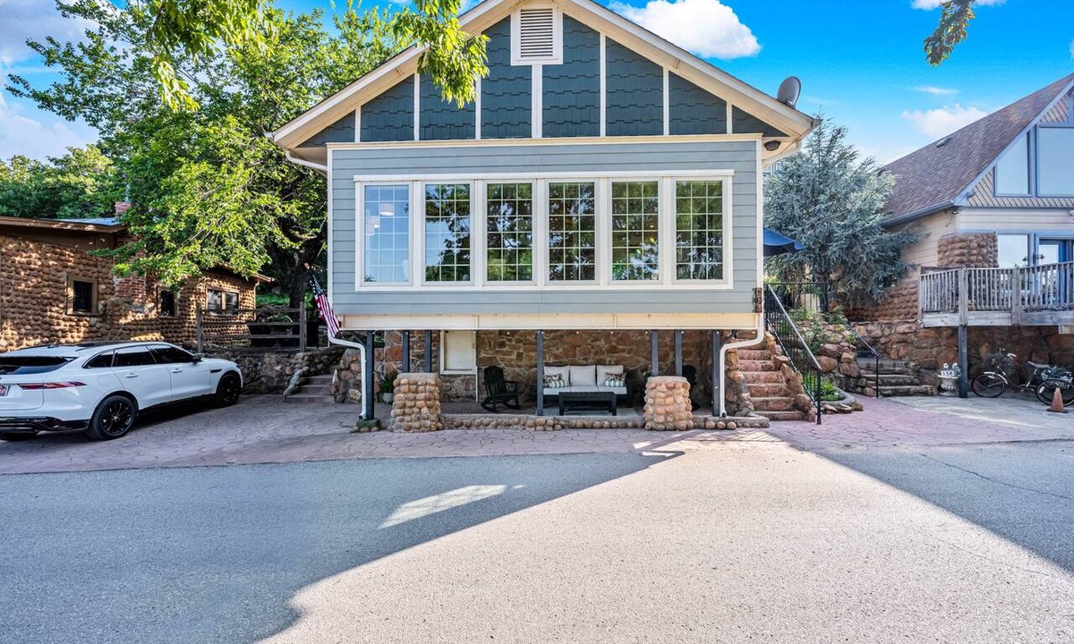 Medicine Park House | Creekside Retreat with Hot Tub, Walk to Downtown Medicine Park, Sleeps 12