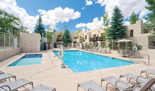 Taos House | CW Taos Resort Two 1BR Suites