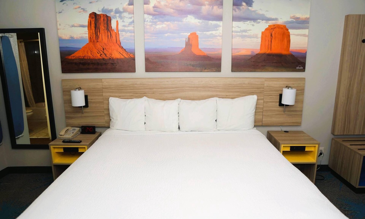 Princess Jeanne Hotel | Days Inn by Wyndham East Albuquerque