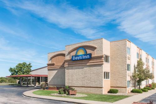 Kirksville Hotel | Days Inn by Wyndham Kirksville