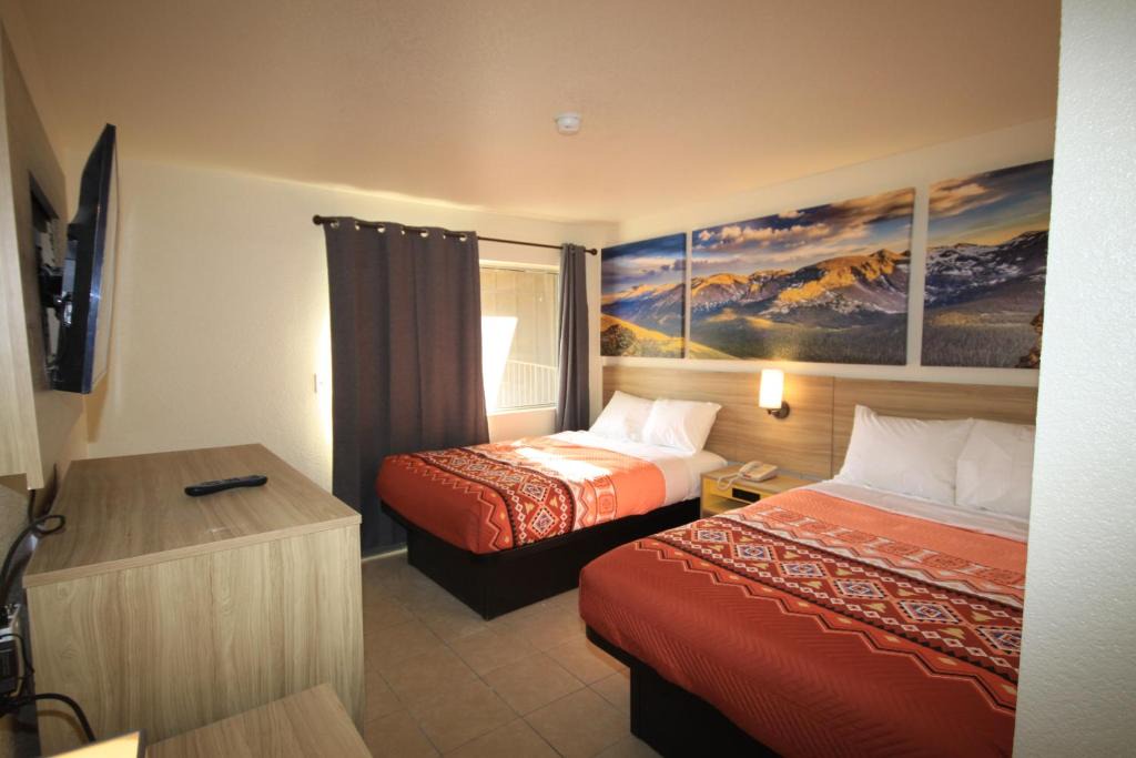 Wheat Ridge Hotel | Days Inn by Wyndham Wheat Ridge - Denver West