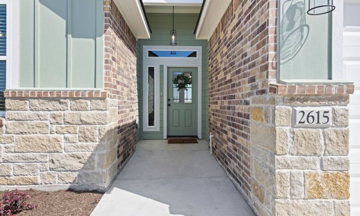Temple House | Delta House @ Crossroads Park
