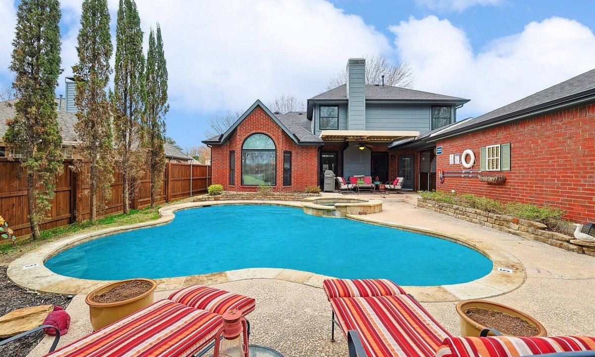 Flower Mound House | DFW Getaway - 4 Bedrooms, Pool Oasis, Media Room
