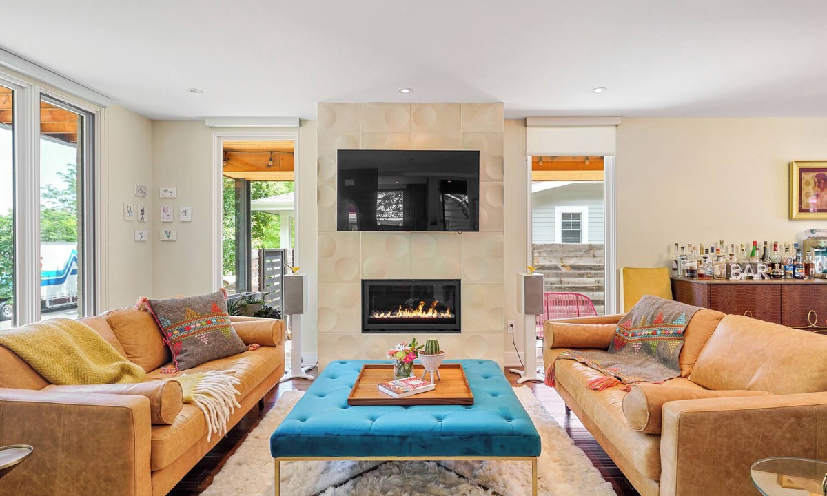 Newlands House | Distinctive Luxe Retreat in Central Boulder