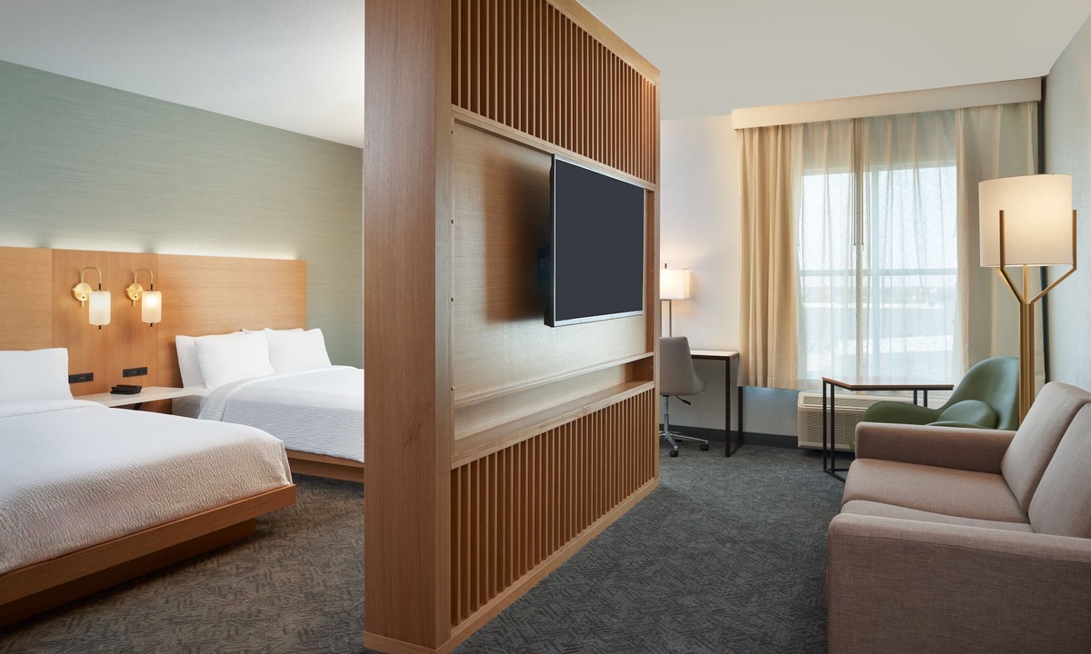 Westchase Hotel | DoubleTree by Hilton Houston Westchase