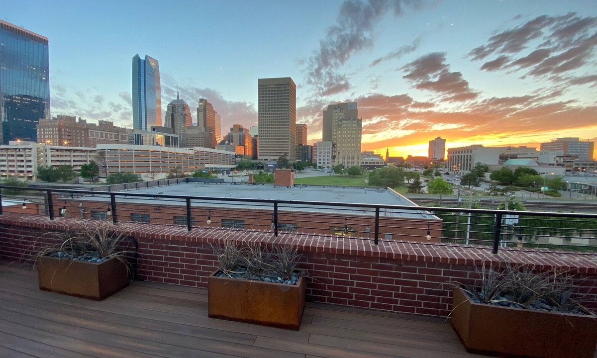 Downtown Oklahoma City House | Downtown Patio Views