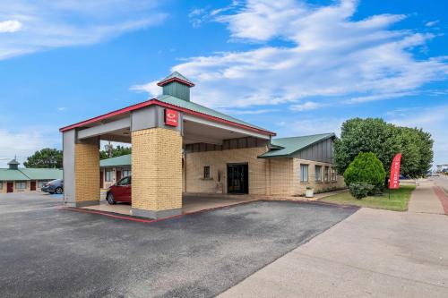 Childress Cabin | Econo Lodge Childress