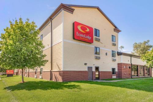 Des Moines Hotel | Econo Lodge Inn & Suites Des Moines Fairgrounds Area