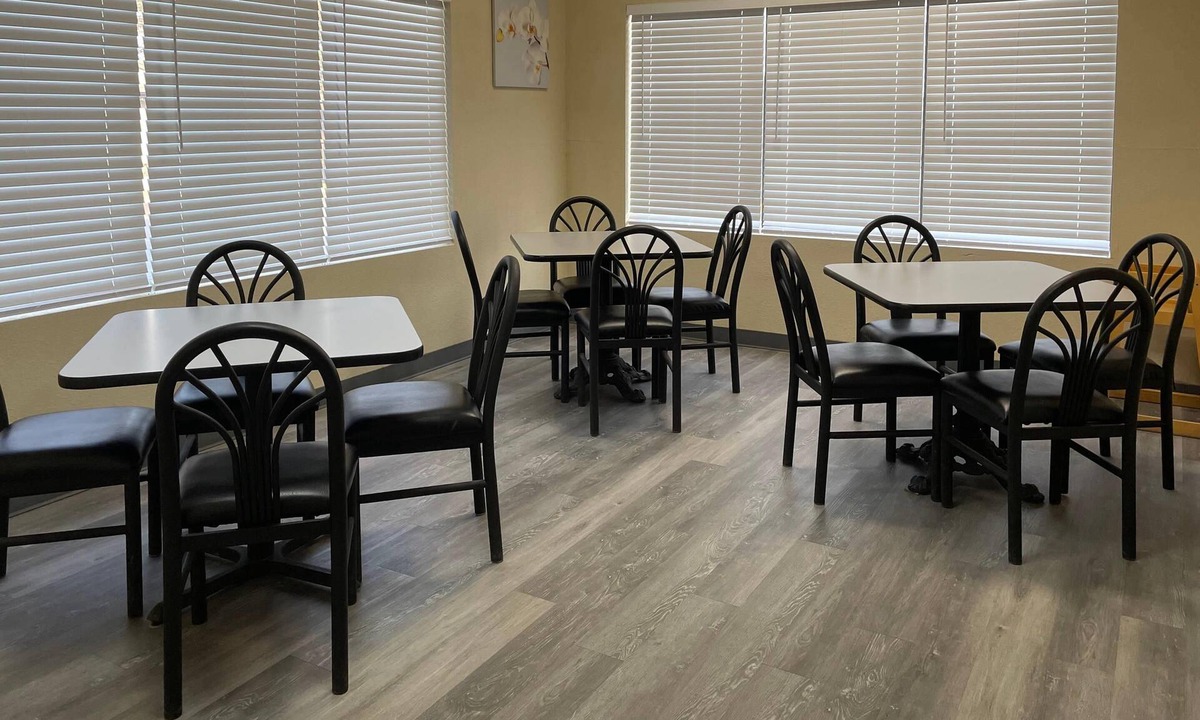 Sweetwater Hotel | Econo Lodge Inn & Suites Sweetwater I-20