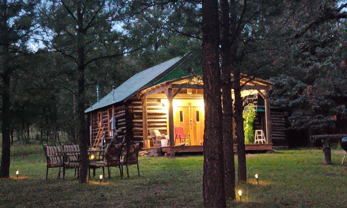Blue Cabin | Elk hunter's paradise. Huge bulls here come here every day! Starlink internet