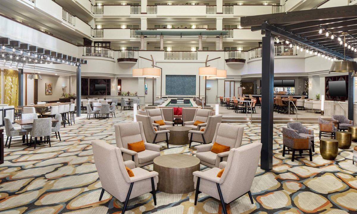 Bonanza Hotel | Embassy Suites by Hilton Laredo