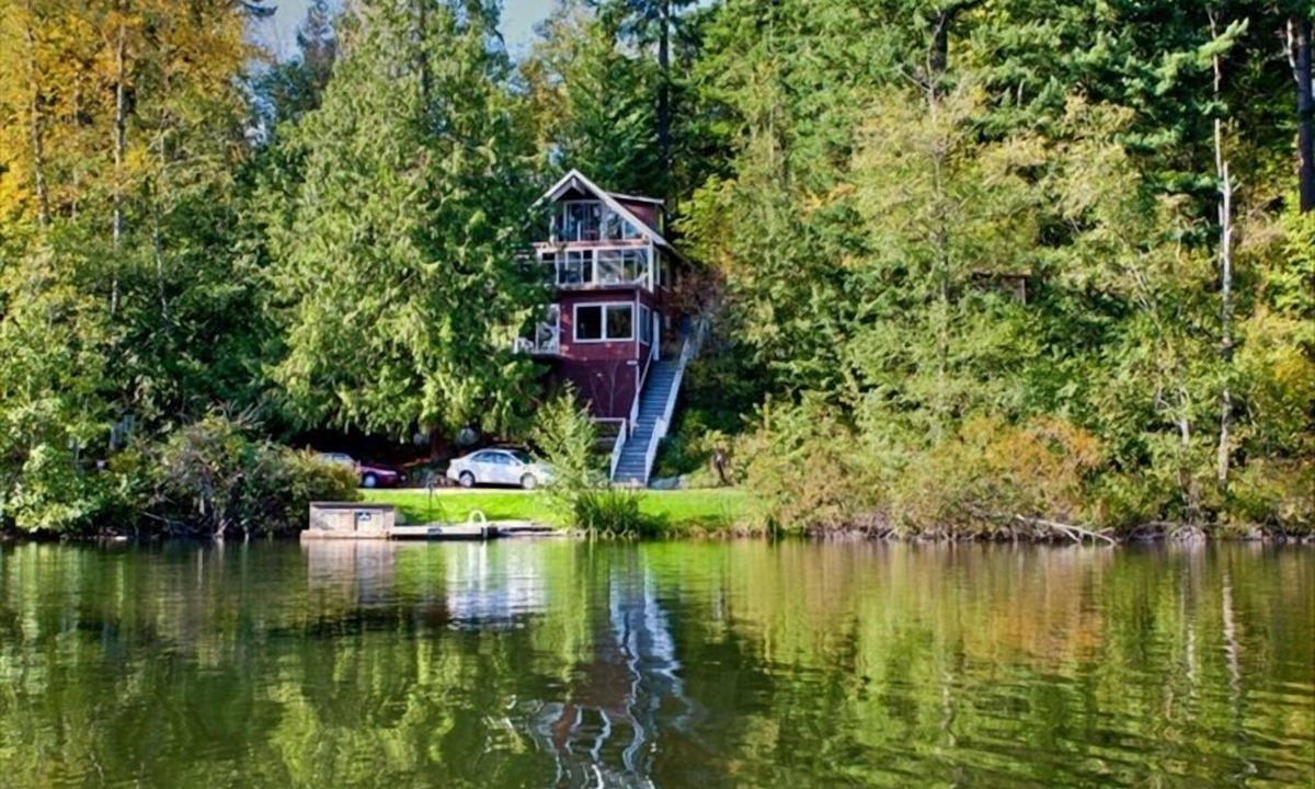 Bellingham Ski Chalet | Emerald Lake Chalet - SUMMERTIME!