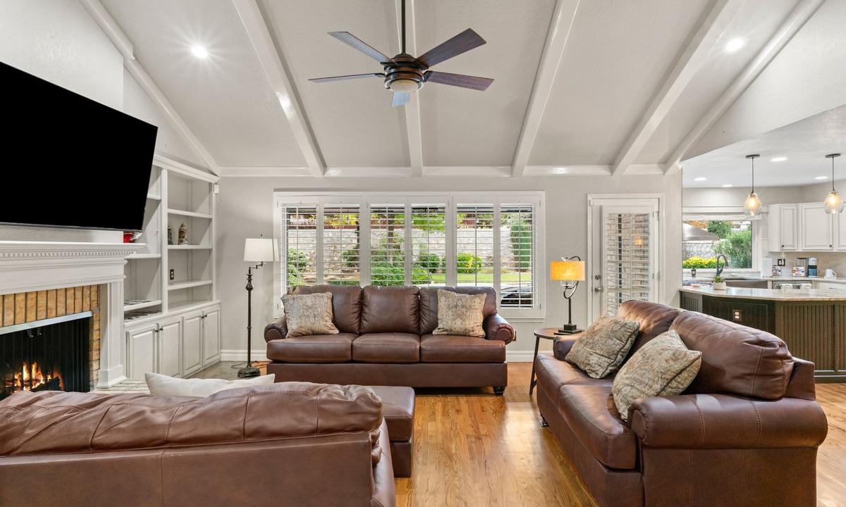 Biggs Field House | Emerald Rose! Serene home filled with love, beauty, peace around every corner.