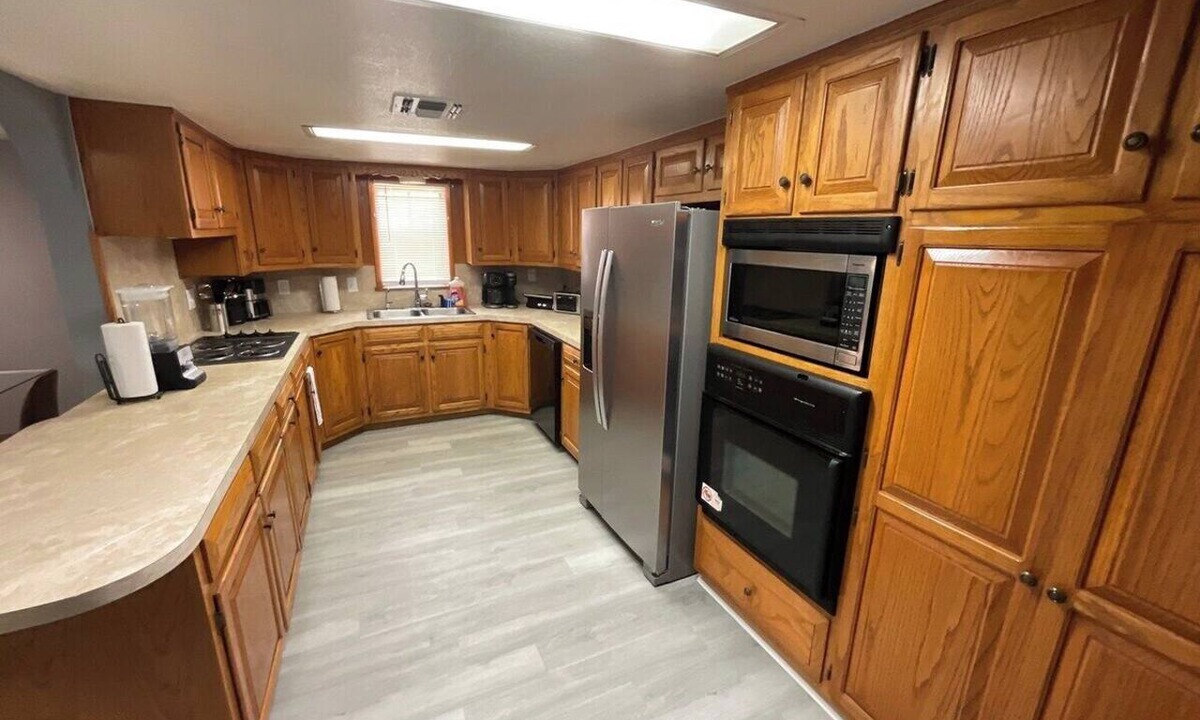 Big Spring House | Enjoyable 4-bedroom house with AC in charming Big Spring