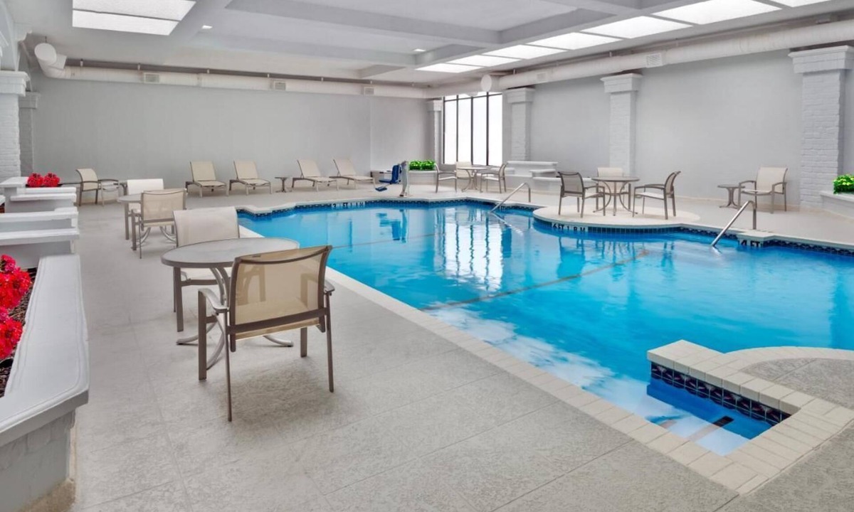 Park Central Hotel | Ensuring a Very Comfortable & Memorable Stay! 4 Relaxing Units, Indoor Pool!