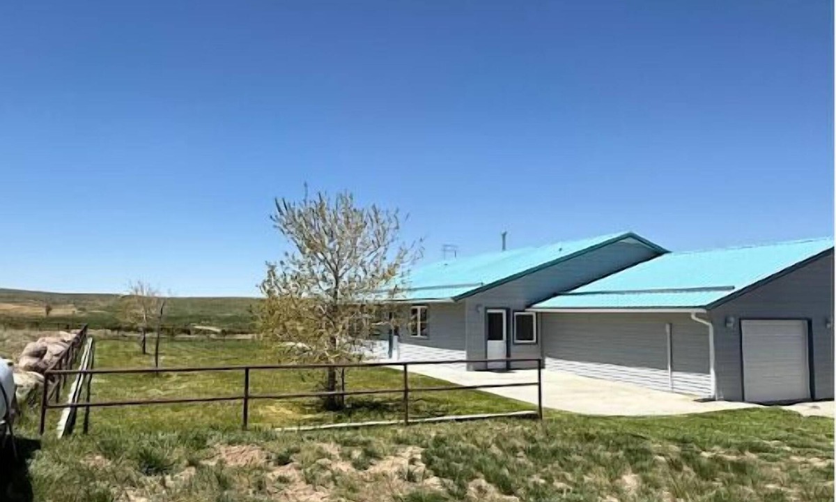 Carbon County House | Escape to wide open Wyoming skies at this spacious ranch-style retreat near Alcova & Pathfinder Reservoir — perfect for lake days, quiet evenings, and gathering with family and friends.