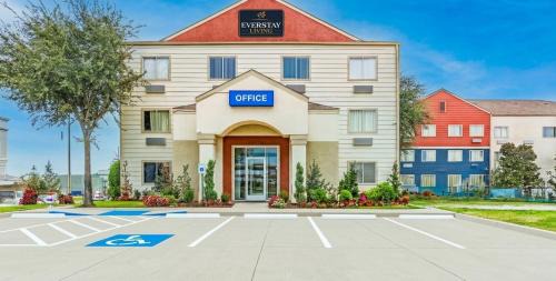 Northwest Dallas Hotel | Everstay Living