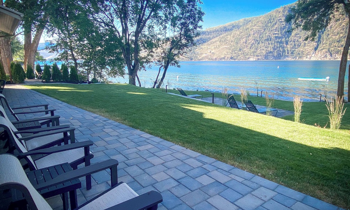 Wapato Point House | Exclusive Lakefront Getaway on Lake Chelan's Wapato Point