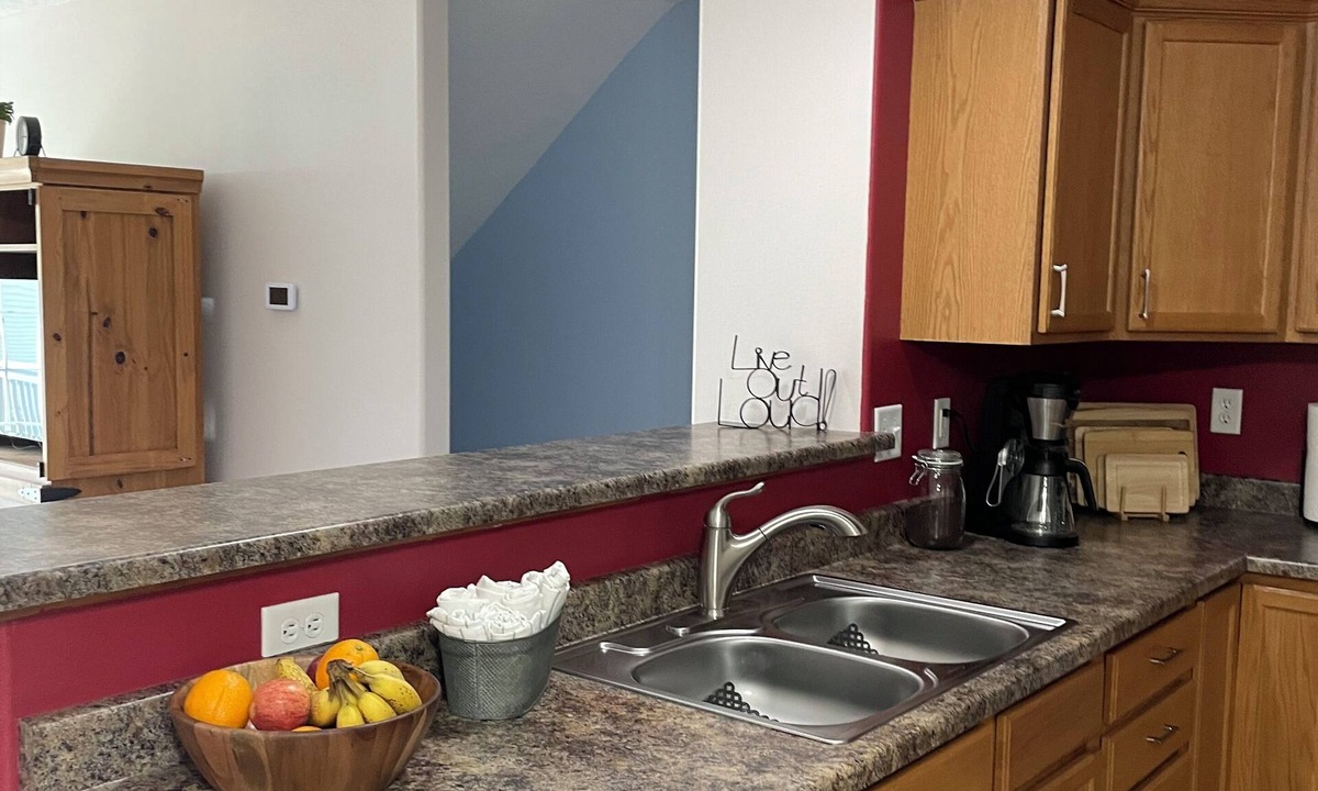 Waterloo House | Executive home in Private HOA near Amusement Parks. 2 Master Bedrooms - Sleeps 6