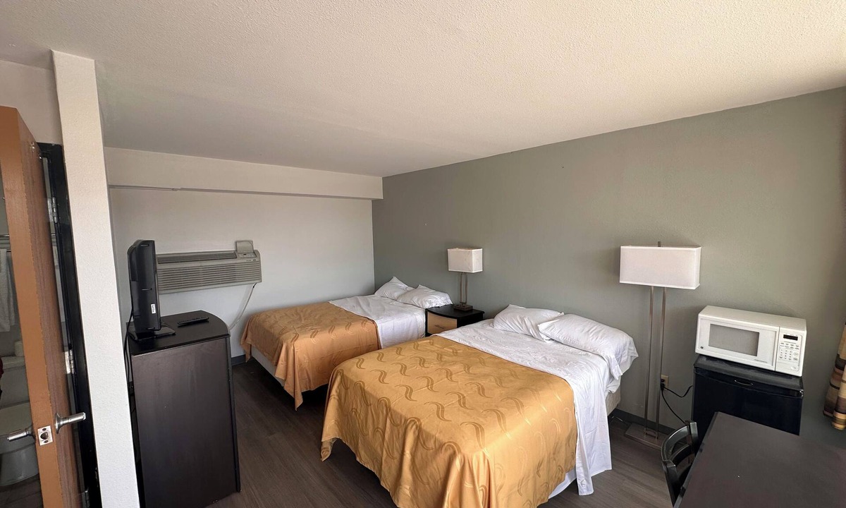 Lawton Hotel | Executive Inn - Lawton