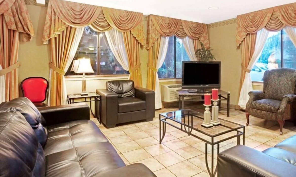 Tukwila Hotel | FairBridge Inn Express Tukwila