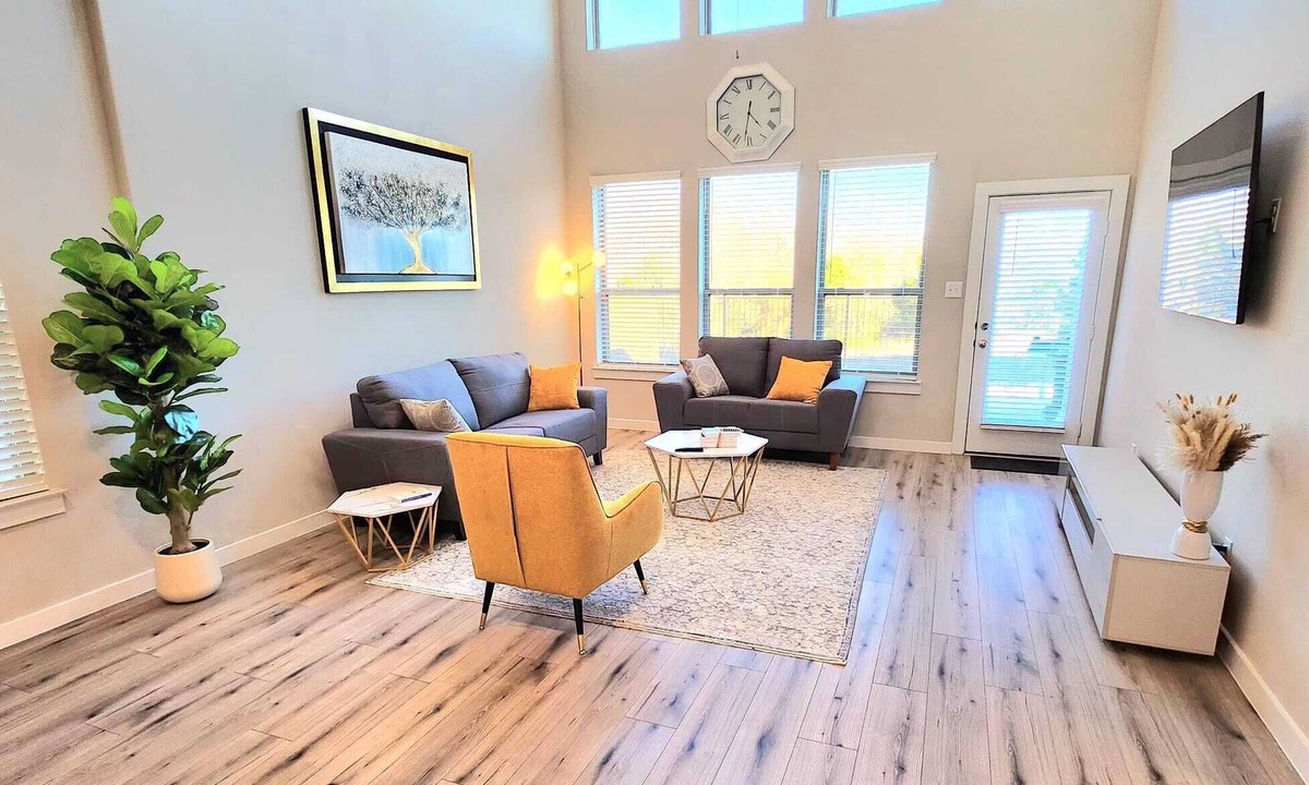 Forney House | Family-Friendly 4BR Home Extended Stays Welcome Near Dallas